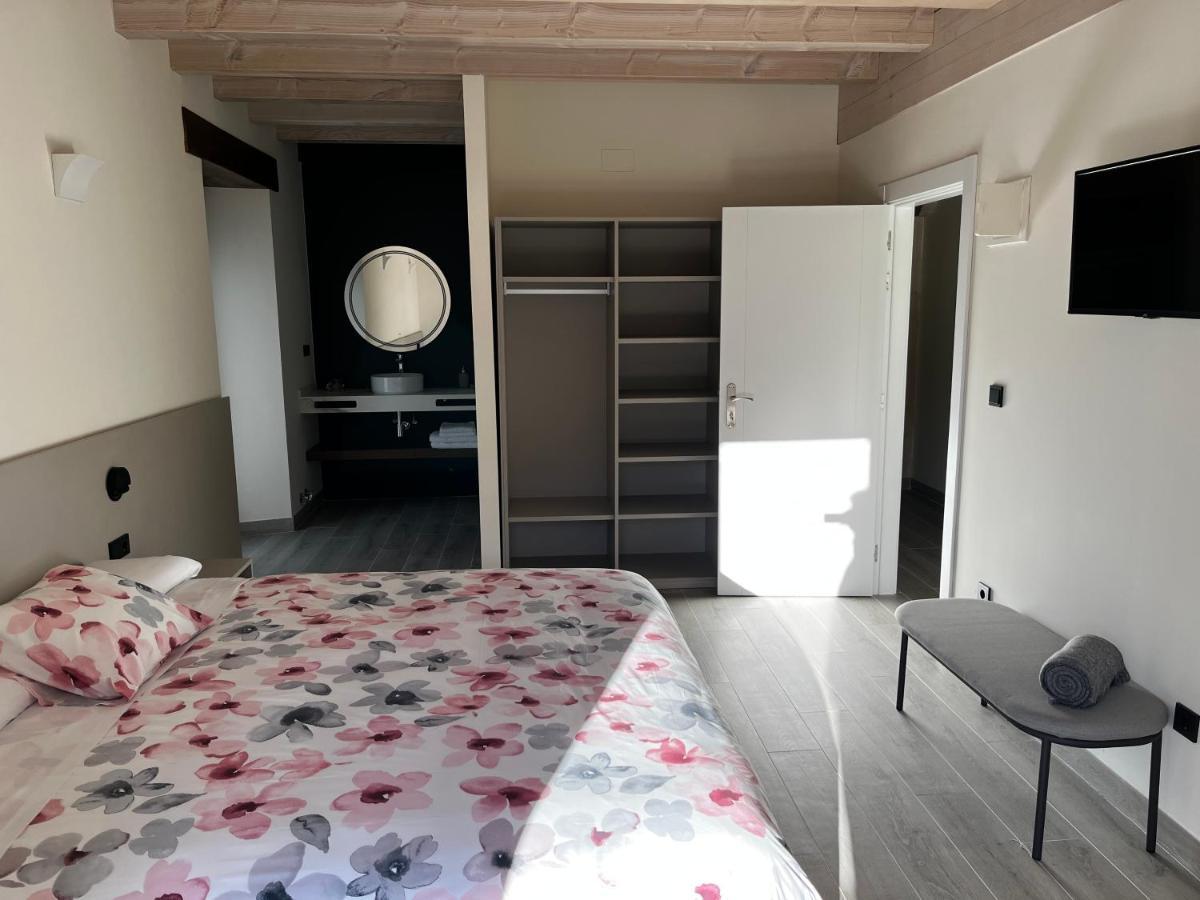 Hotel Rural Basque Irati Espinal-Auzperri ภายนอก รูปภาพ