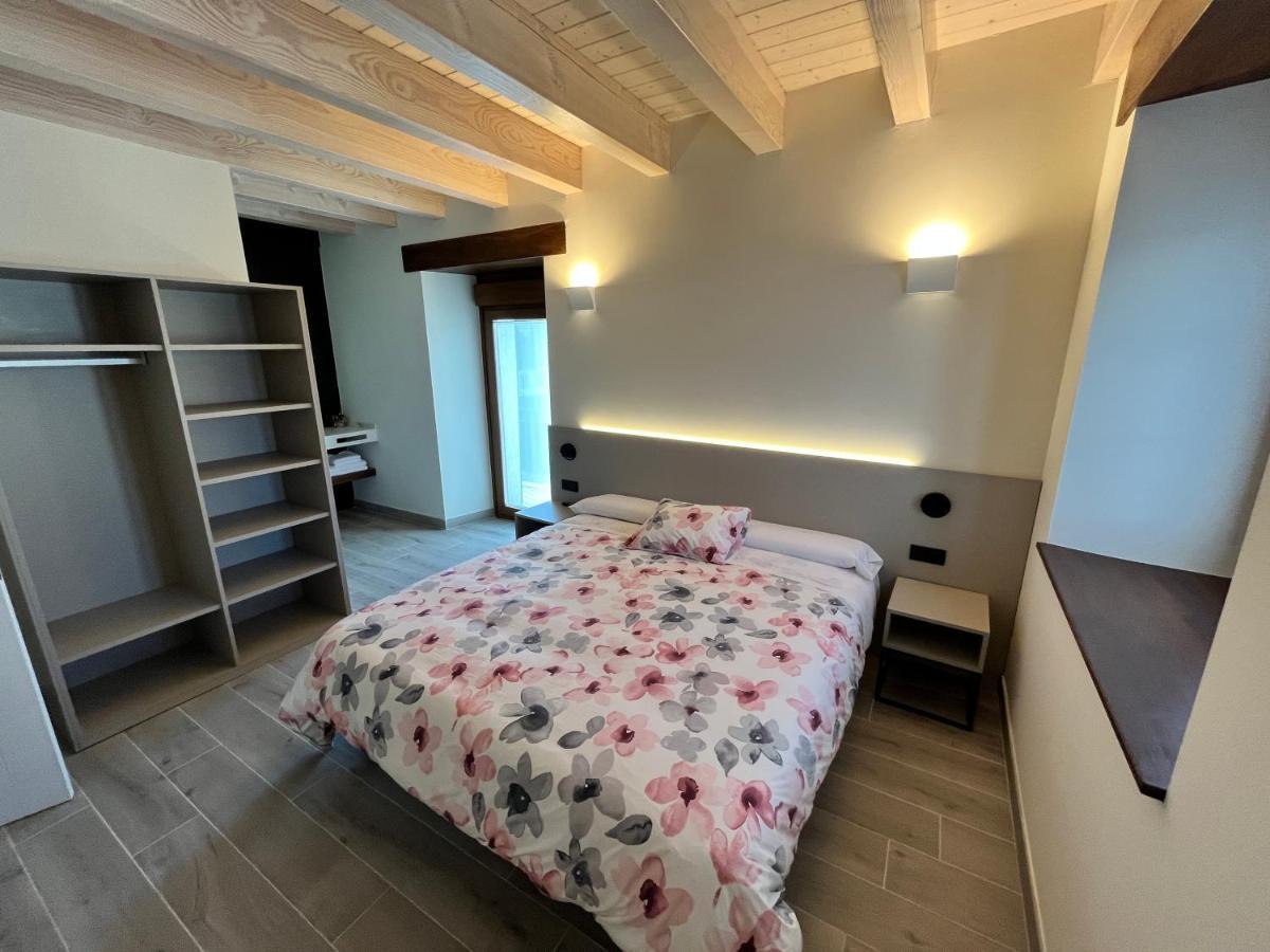 Hotel Rural Basque Irati Espinal-Auzperri ภายนอก รูปภาพ