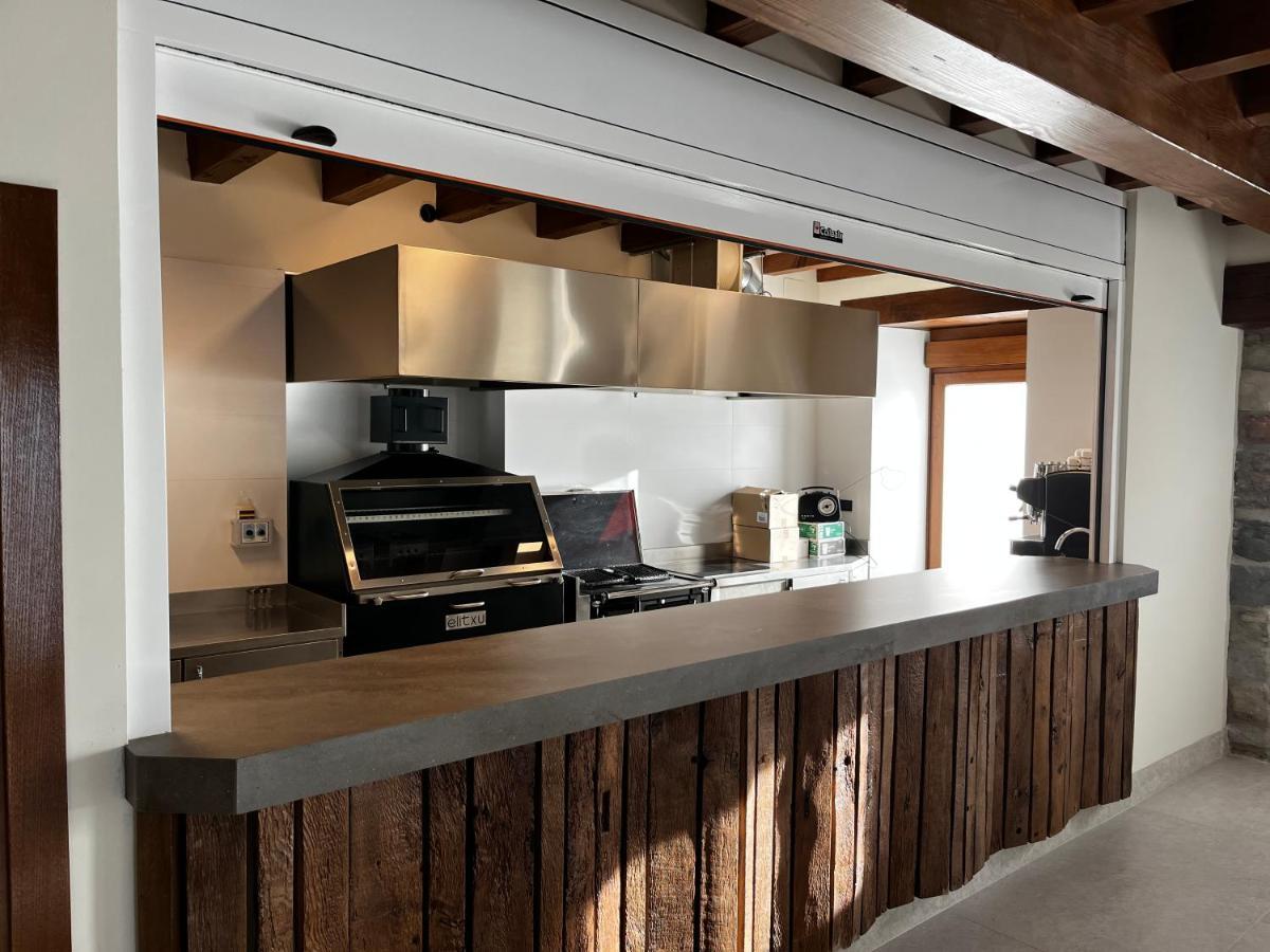 Hotel Rural Basque Irati Espinal-Auzperri ภายนอก รูปภาพ